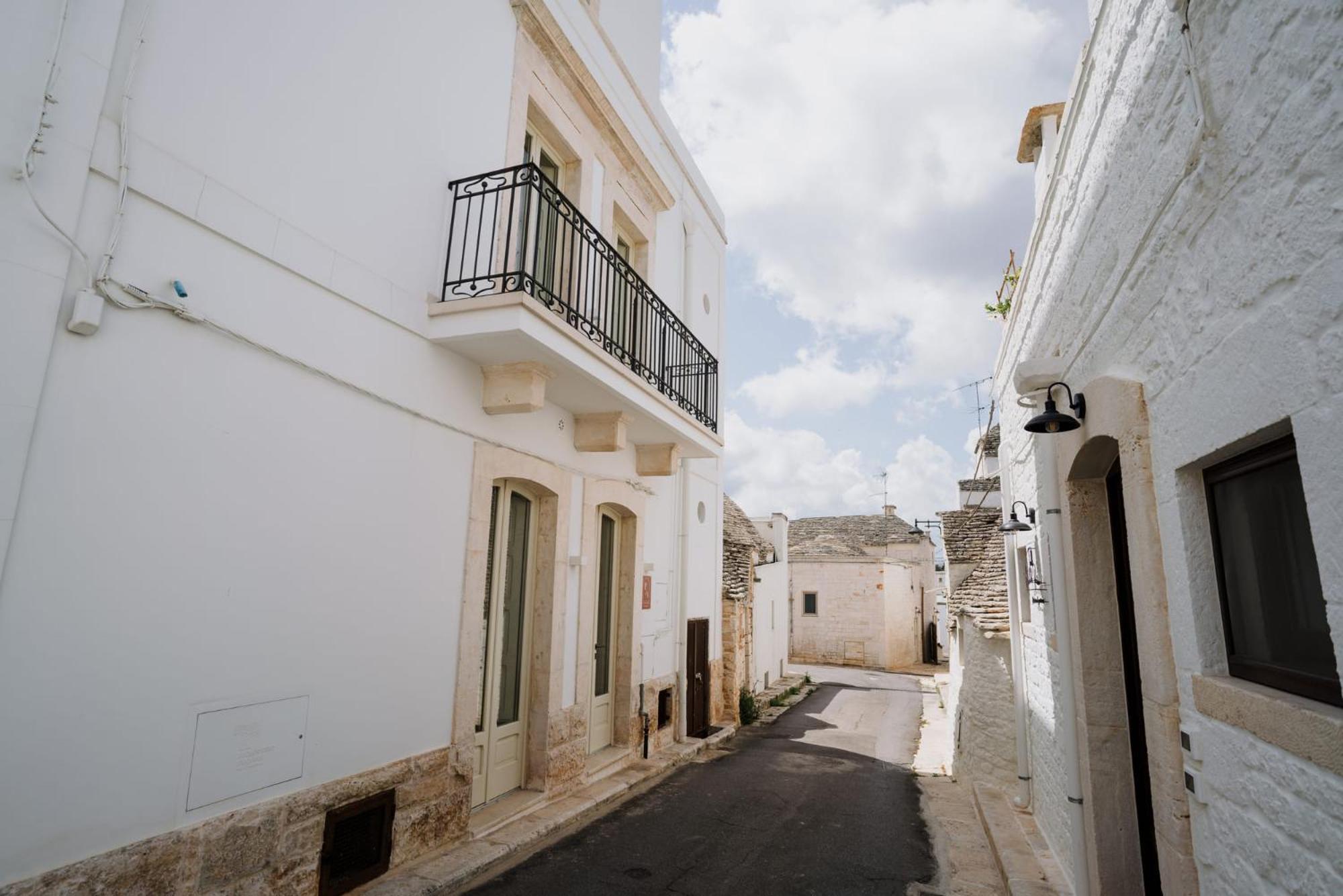 فندق Palazzo D'Azeglio ألبيروبيللو المظهر الخارجي الصورة